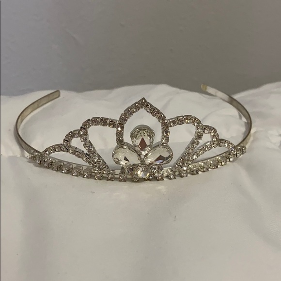 None Accessories - Tiara